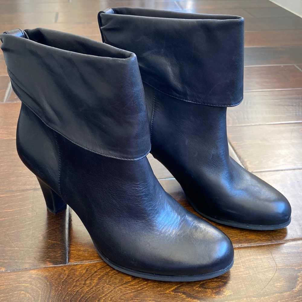 BCBGeneration Fold Over Cesinaz Bootie 8 Ankle Boots